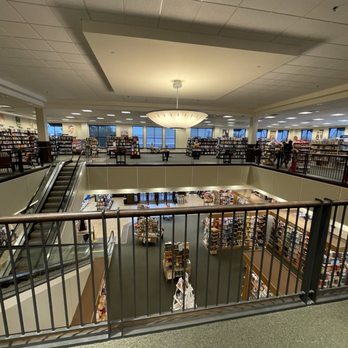 Barnes & Noble Booksellers - Bookstores Near Me - Gilbert, Arizona Barnes & Noble Booksellers - Bookstores Near Me - Gilbert, Arizona