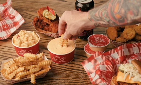 Hattie B's Hot Chicken by null