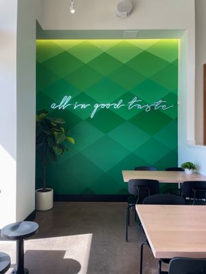 CRISP & GREEN by null