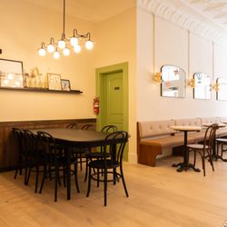 Begin - Community Table