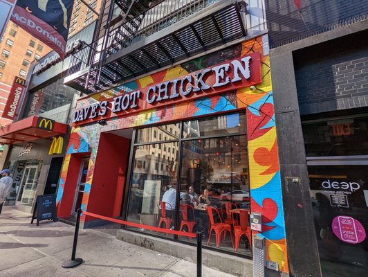 Dave's Hot Chicken by null