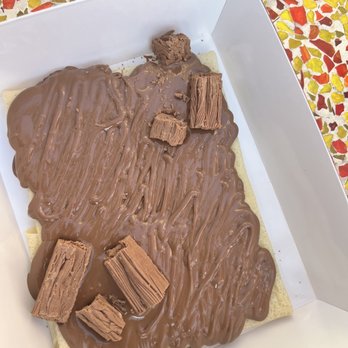 Chocolate Bash - Nutella Crepe (extra Nutella) with Flake - Desserts Near Me - Irvine, California