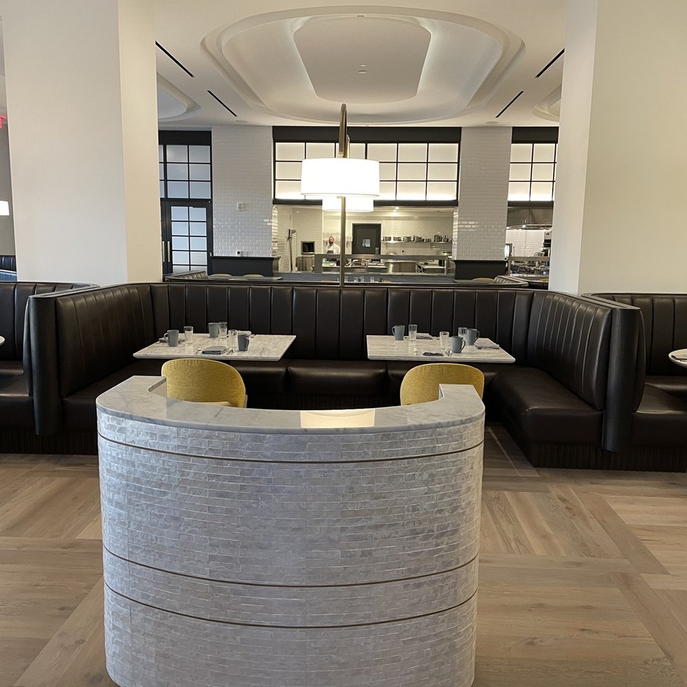Driftlight Lounge - Driftlight Restaurant & Lounge Bar, 1st floor of JW Marriot Waterstreet, Downtown Tampa - Cocktail Bars Near Me - Tampa, Florida