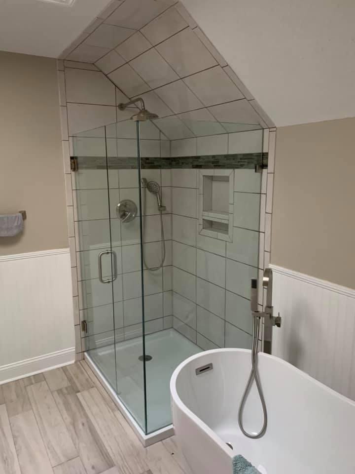 Slide of Glen Bailey Sales & Services