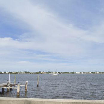 West Palm Beach Intercoastal - Beaches Near Me - West Palm Beach, Florida West Palm Beach Intercoastal - Beaches Near Me - West Palm Beach, Florida