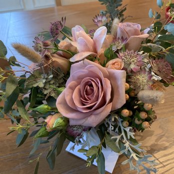 Merrily Blooms - Floral Designers Near Me Merrily Blooms - Floral Designers Near Me