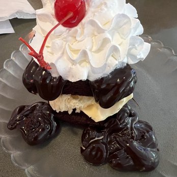 Bob's Big Boy - Sundae, staple of my childhood memories - American Near Me - Norco, California Bob's Big Boy - Sundae, staple of my childhood memories - American Near Me - Norco, California