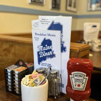Maine Diner - Diners Near Me - Wells, Maine