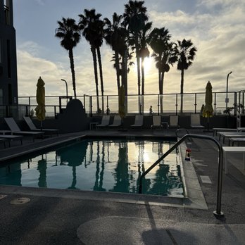 Ocean Park Inn - pool - San Diego, CA