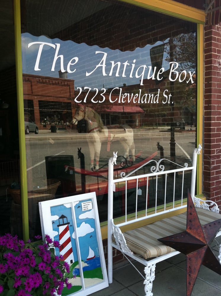 THE ANTIQUE BOX Updated August 2024 2708 Cleveland St, Elloree