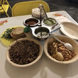 Tacos los portales - Una orden de bistec grande lista para dominar!