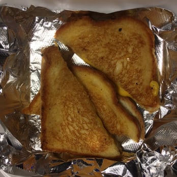 Siri's Casino - Yummy grilled cheese sandwich - Casinos Near Me - Reno, Nevada