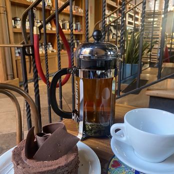Urth Caffé - Orange - Flourless Chocolate & Tea - Coffee & Tea Near Me - Orange, California