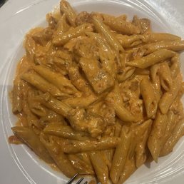 Penne vodka with chicken Penne vodka with chicken