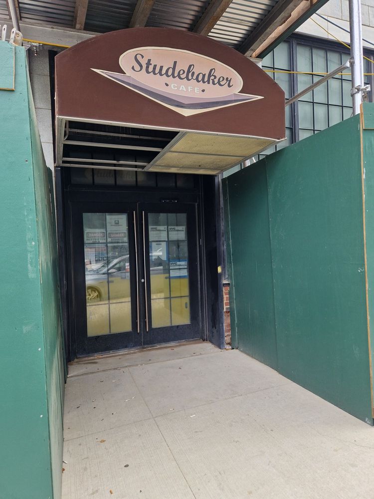 Studebaker Cafe Logo