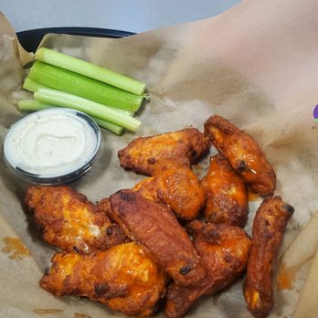 Chuck E. Cheese - Chicken wings for 2 people - Pizza Near Me - Cupertino, California