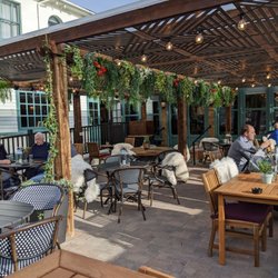 The Swan - Smart new outside area