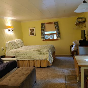 Acadia Cottages - Bed - Hotels Near Me - Southwest Harbor, Maine Acadia Cottages - Bed - Hotels Near Me - Southwest Harbor, Maine