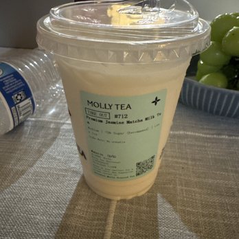 Molly Tea - No matcha in the Premium Jasmine Matcha Milk Tea? - Bubble Tea Near Me - Bellevue, Washington Molly Tea - No matcha in the Premium Jasmine Matcha Milk Tea? - Bubble Tea Near Me - Bellevue, Washington
