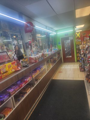 JDS SUMMERHILL VARIETY DELI by null