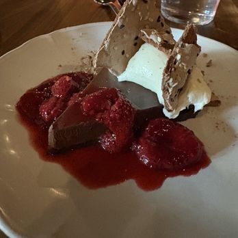 MINARI & The Pikok Lounge - Miso caramel tart - Korean Near Me - Minneapolis, Minnesota