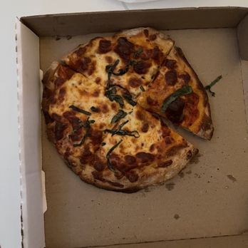 Pizzicata - "Large" pizza. 4" in diameter. Disgusting sauce. Inedible. - Pizza Near Me - Carefree, Arizona