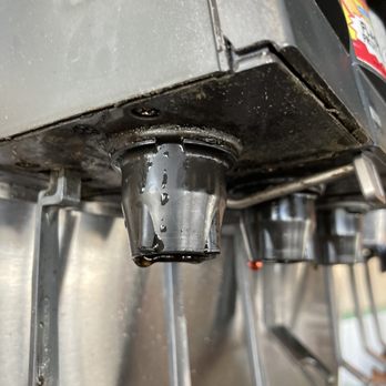 Wingstop - Drink Dispenser - Chicken Wings Near Me - Austin, Texas