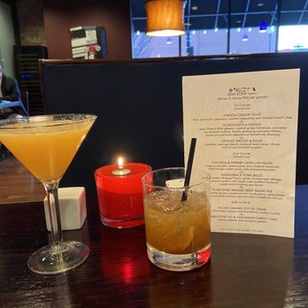 Ophelia's Restaurant & Inn - Sweater Weather & Apple bourbon smash - New American Near Me - Independence, Missouri