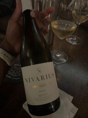 Two Birds Taphouse by null