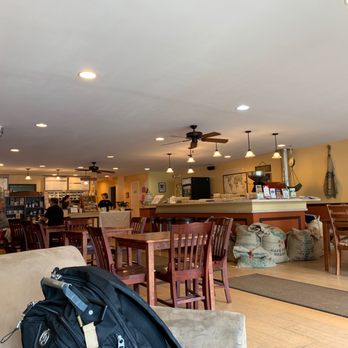 Lakeside Coffee Roasters - the inside of a restaurant - Coffee & Tea Near Me - Rouses Point, New York