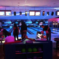 Genas Bowling