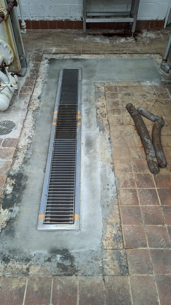 Slide of DrainMasters