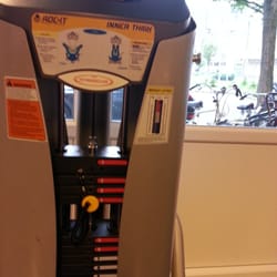 Fit4free - Heerlijk tijdens het trainen naar buiten kijken en fantaseren over mijn ooit-te-behalen bikini body.