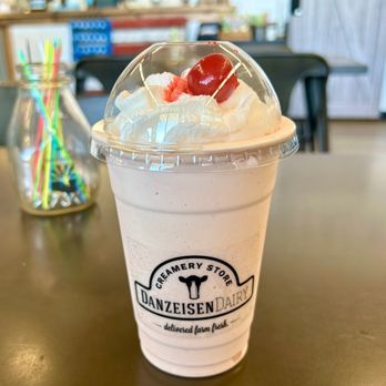 Danzeisen Dairy Creamery Store - Strawberry Shake - Desserts Near Me - Payson, Arizona