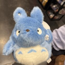 Hot Topic - Totoro plush