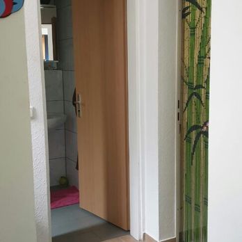 Dai Thai Massage - Zugang zu den Bädern und Dusche - Massage Near Me - Hanau, HE Dai Thai Massage - Zugang zu den Bädern und Dusche - Massage Near Me - Hanau, HE