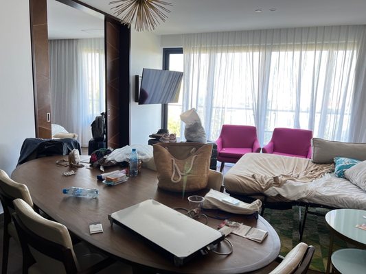 The Fives Downtown Hotel - Curio Collection by Hilton by null