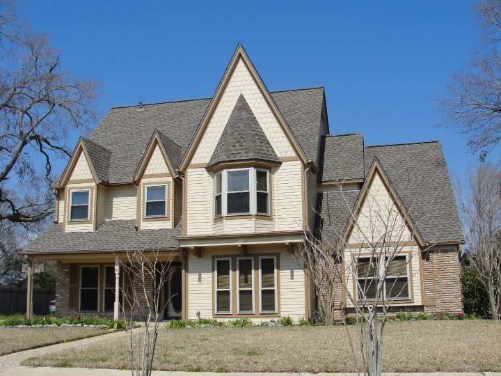 Slide of M&M Roofing, Siding & Windows