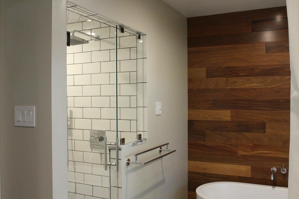 Slide of American Construction & Roofing