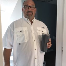 Direct Outlet - 30 years of sleep experience! Tell your friends, you gotta guy!