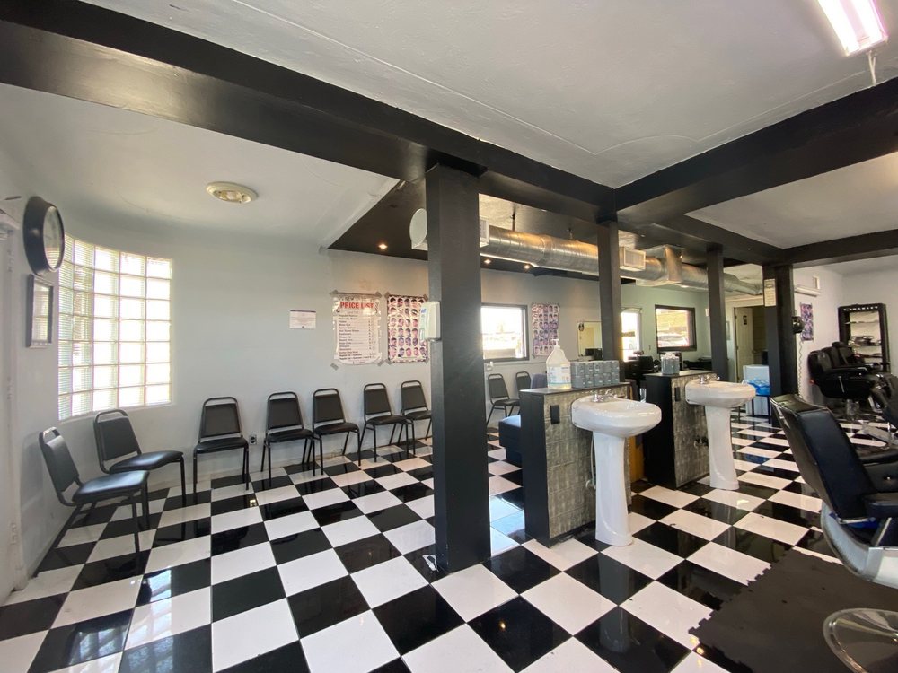 STRAIGHT RAZOR BARBERSHOP - Updated October 2025 - 13 Photos - 1505 ...