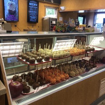 Blake's Orchard & Cider Mill - Caramel apples - Fruits & Veggies Near Me - Armada, Michigan