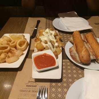 Ciutat Comtal - baby squid, patatas bravas, pork loin flauta - Tapas Bars Near Me - Barcelona, B