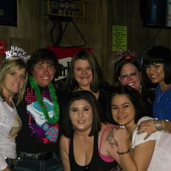 The Pub - Bring your friends or meet new ones!