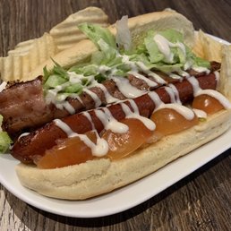 BLT hotdog