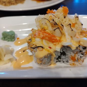 Lee Cafe - Volcano Roll. This was fantastic. I will definitely order this again the next time. - Sushi Bars Near Me - Fort Mill, South Carolina Lee Cafe - Volcano Roll. This was fantastic. I will definitely order this again the next time. - Sushi Bars Near Me - Fort Mill, South Carolina