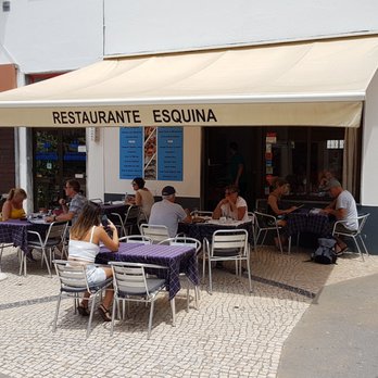 Restaurante Esquina - Quiet little restaurant, family owned I reckon, nice and small. - Steakhouses Near Me - Portimão, 08 Restaurante Esquina - Quiet little restaurant, family owned I reckon, nice and small. - Steakhouses Near Me - Portimão, 08
