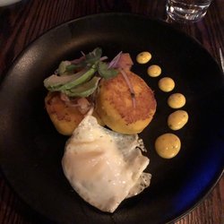 La Mesa - Llapingachos with egg