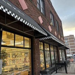 Cubby's - Side of building (along Jackson Street)