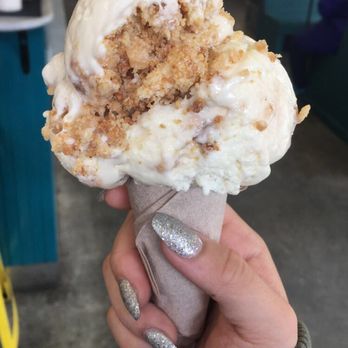 Ample Hills Creamery - Snap Mallow Pop ! - Ice Cream & Frozen Yogurt Near Me - Brooklyn, New York Ample Hills Creamery - Snap Mallow Pop ! - Ice Cream & Frozen Yogurt Near Me - Brooklyn, New York